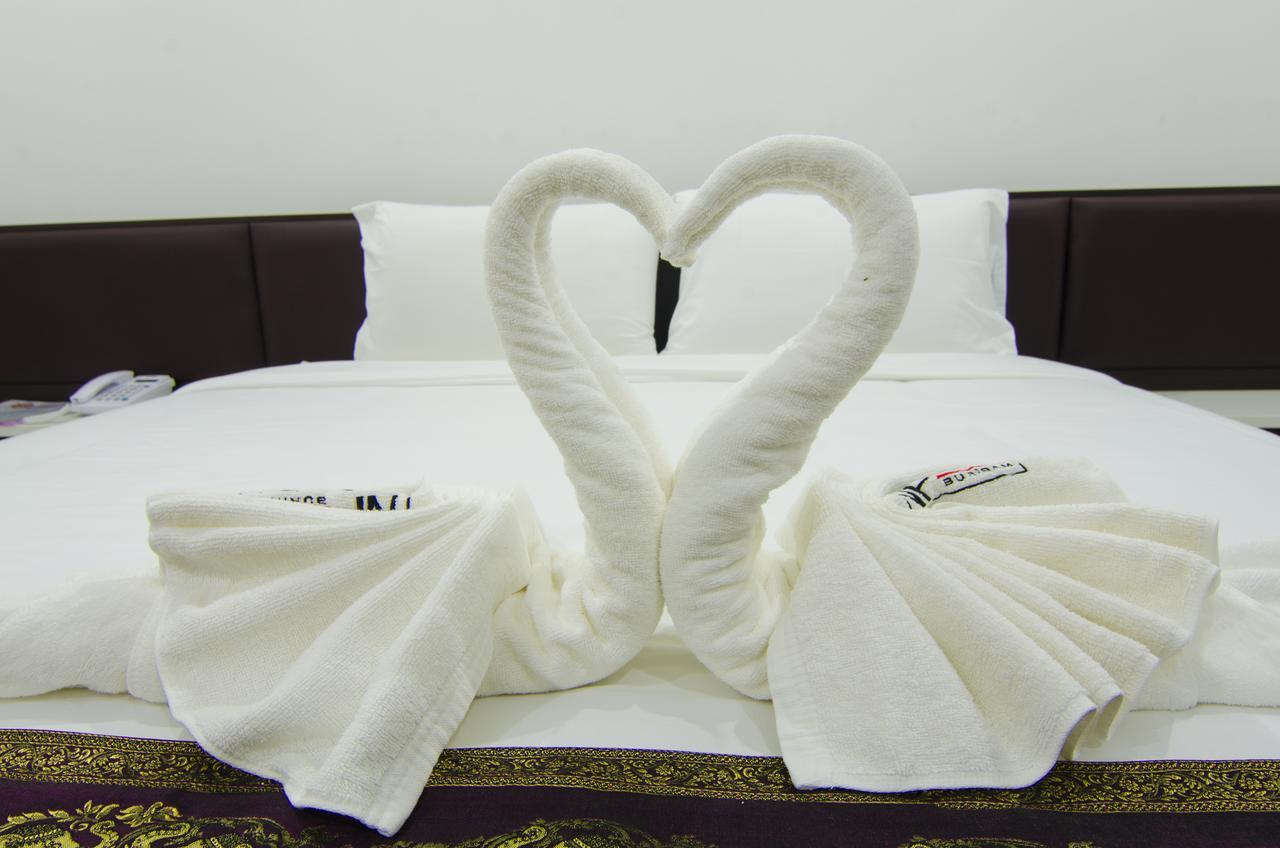 NP Hotel Buri Ram Eksteriør billede