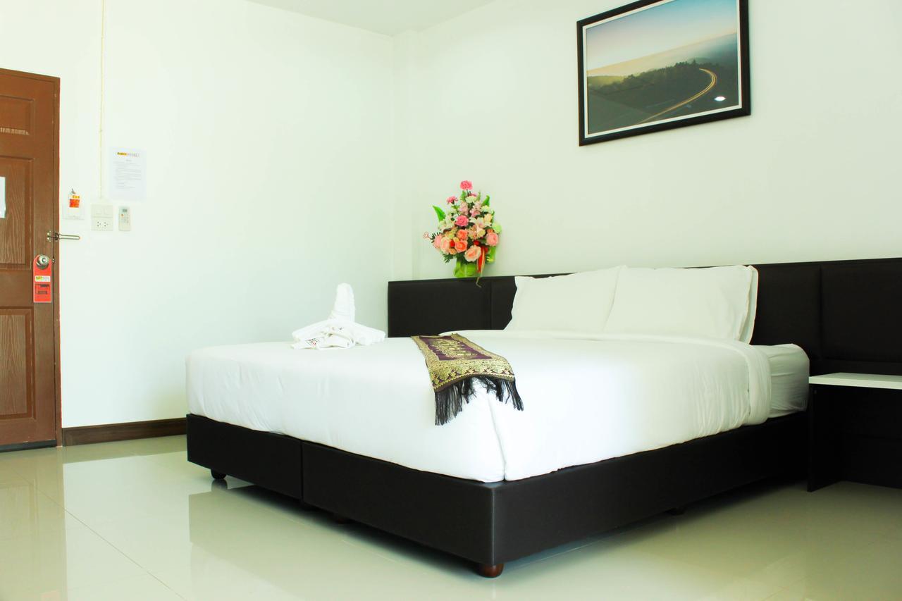 NP Hotel Buri Ram Eksteriør billede